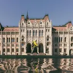 Отель Three Corners Anna 3*