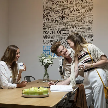 Three Corners Anna Отель