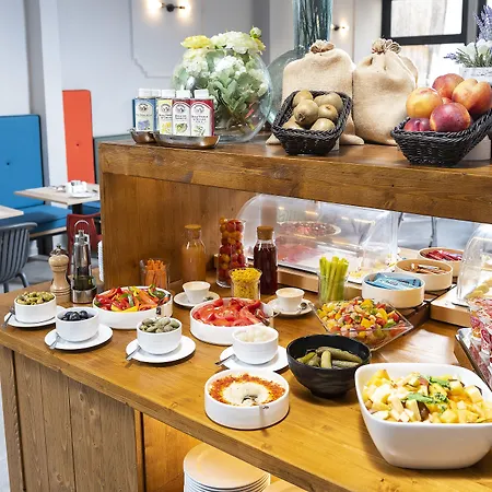 Three Corners Anna Отель 3*