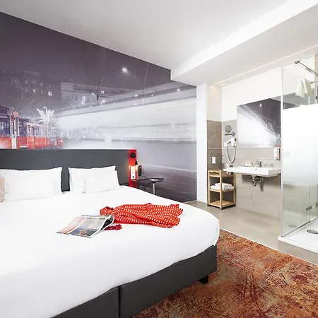 Three Corners Anna Budapeszt