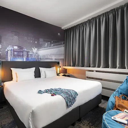 Отель Three Corners Anna 3*