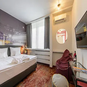 Otel Three Corners Anna