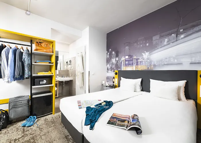 מלון Three Corners Anna 3*