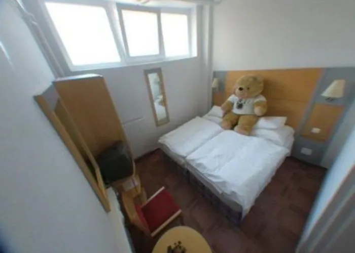 Three Corners Anna Budapest