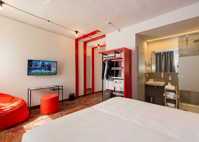 Three Corners Anna 3*