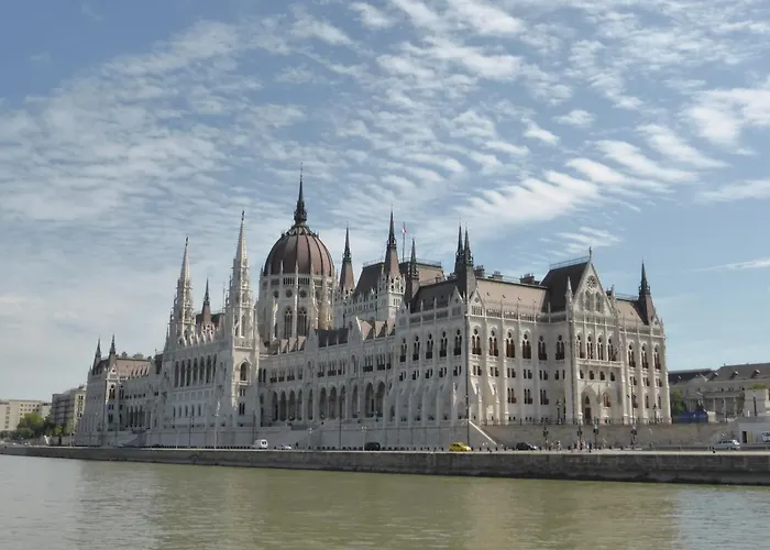 Three Corners Anna Budapesta