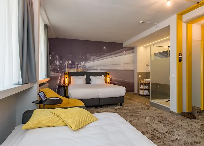 Three Corners Anna Hotel